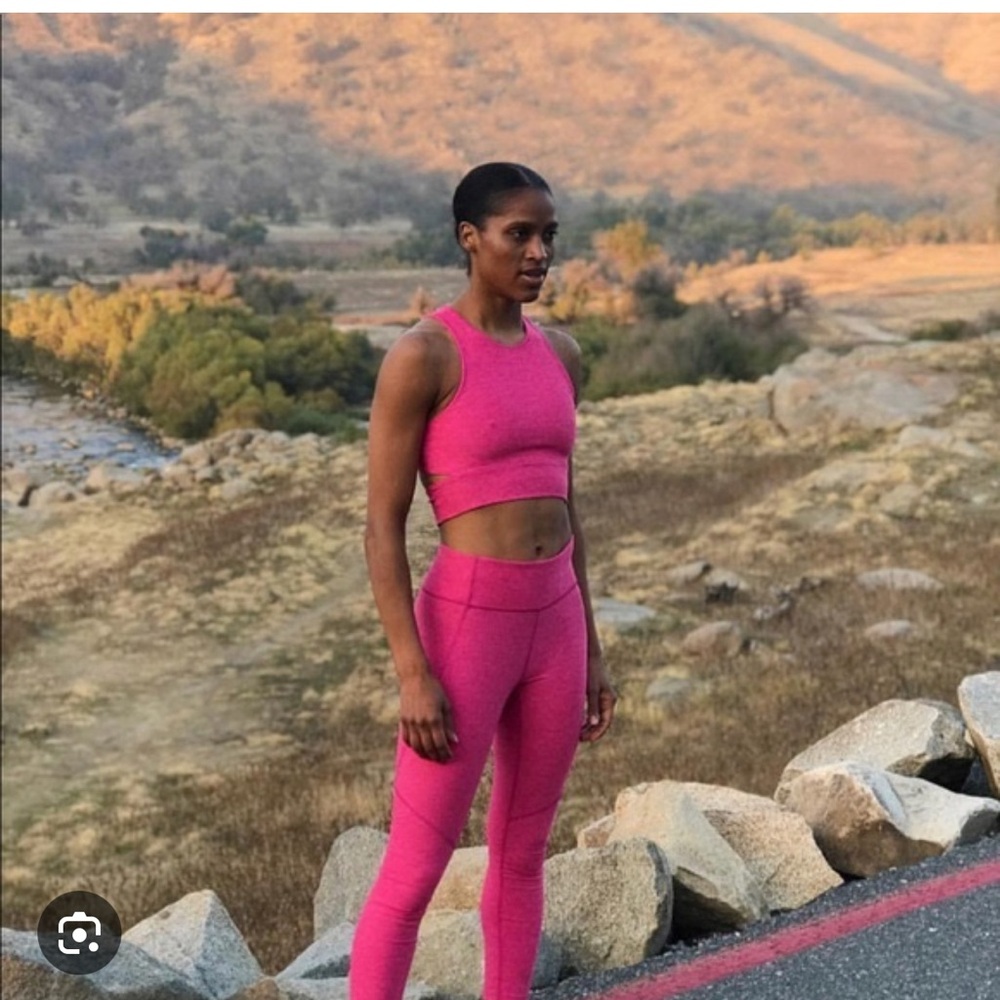 Outdoor Voices (OV) bright pink workout set - size medium